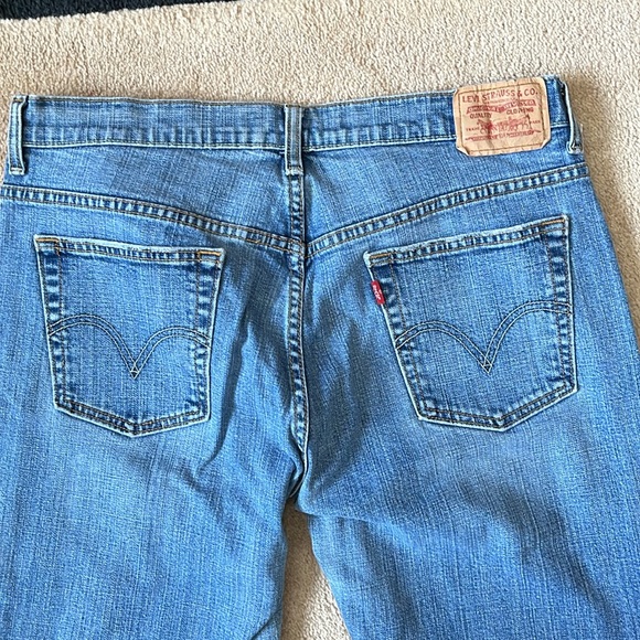 Levi’s Ladies Bootcut 515 jeans, size 12M, machine washable! Dressy or Casual - Picture 6 of 8